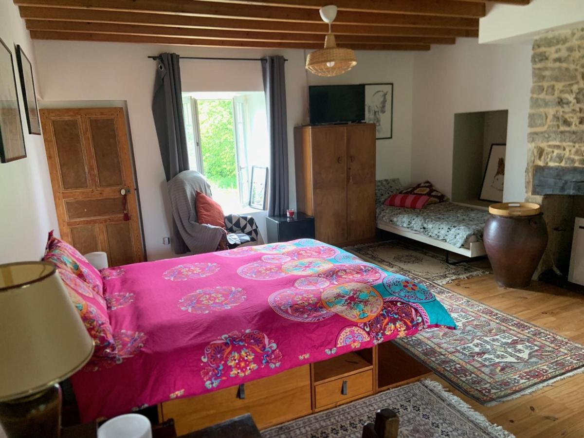 Decouverte D'Un Haras Proche Du Mont St Michel Hambye Bagian luar foto